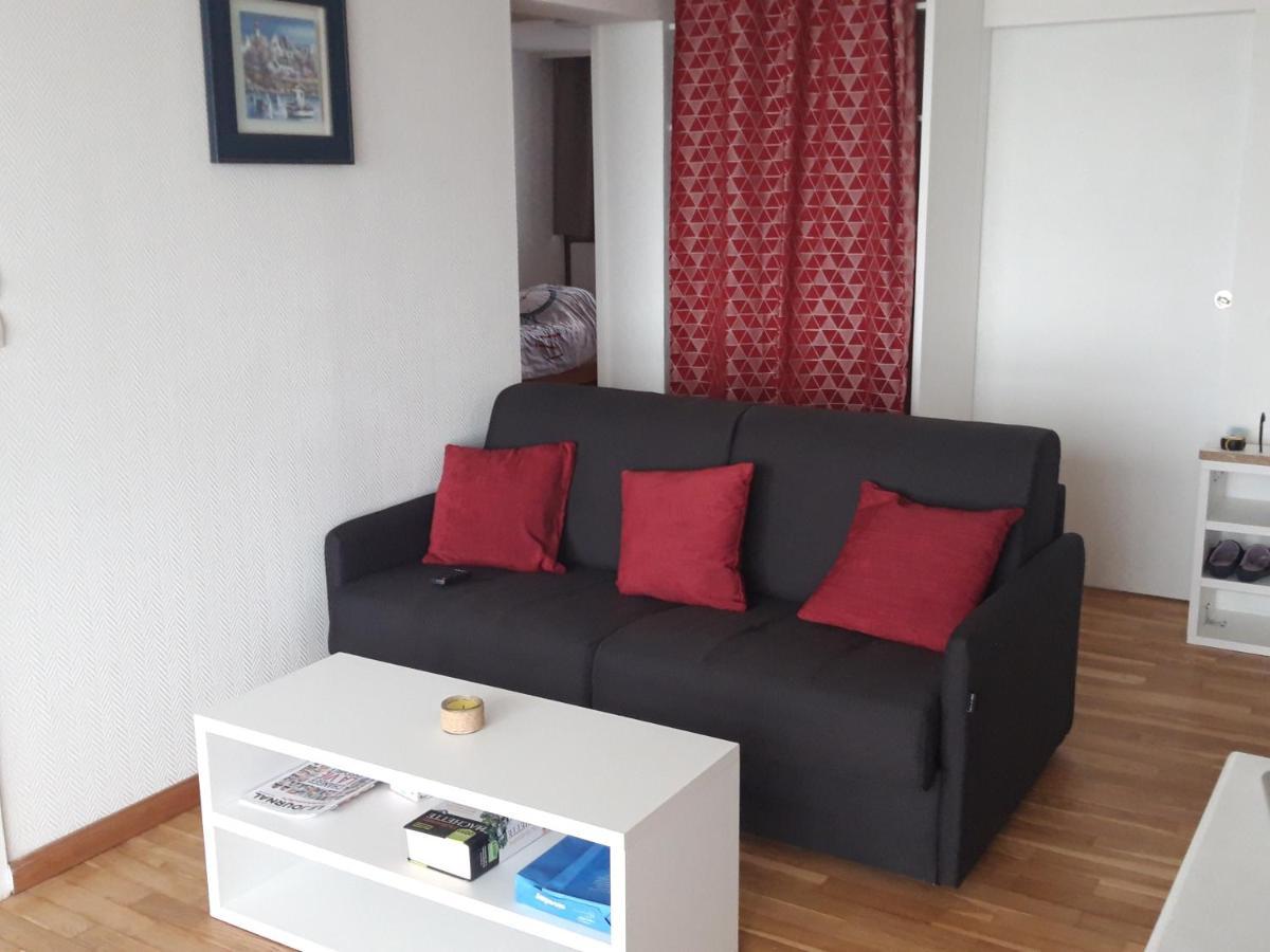 Apartment Type 3 Entierement Renove Vue Pleine *